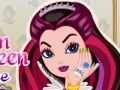Gra Raven Queen manicure