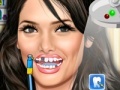 Gra Ashley Greene at dentist
