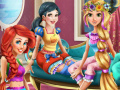 Gra Disney Princesses Pyjama Party