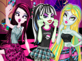 Gra Monster High Vs. Disney Princesses Instagram Challenge 